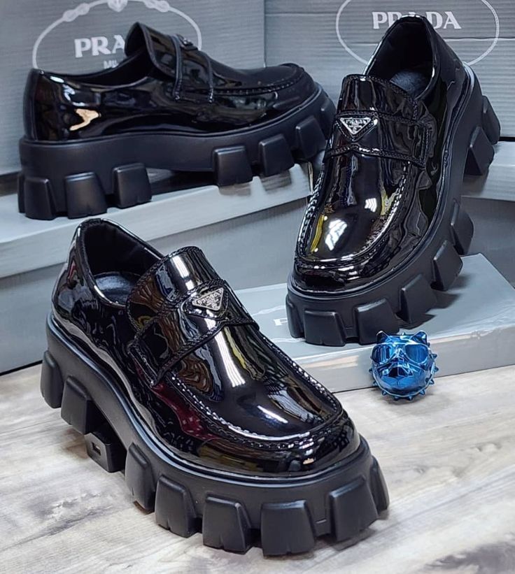 Black Marque Shoe